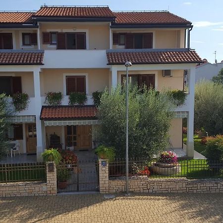 Nevija B&B Poreč Buitenkant foto