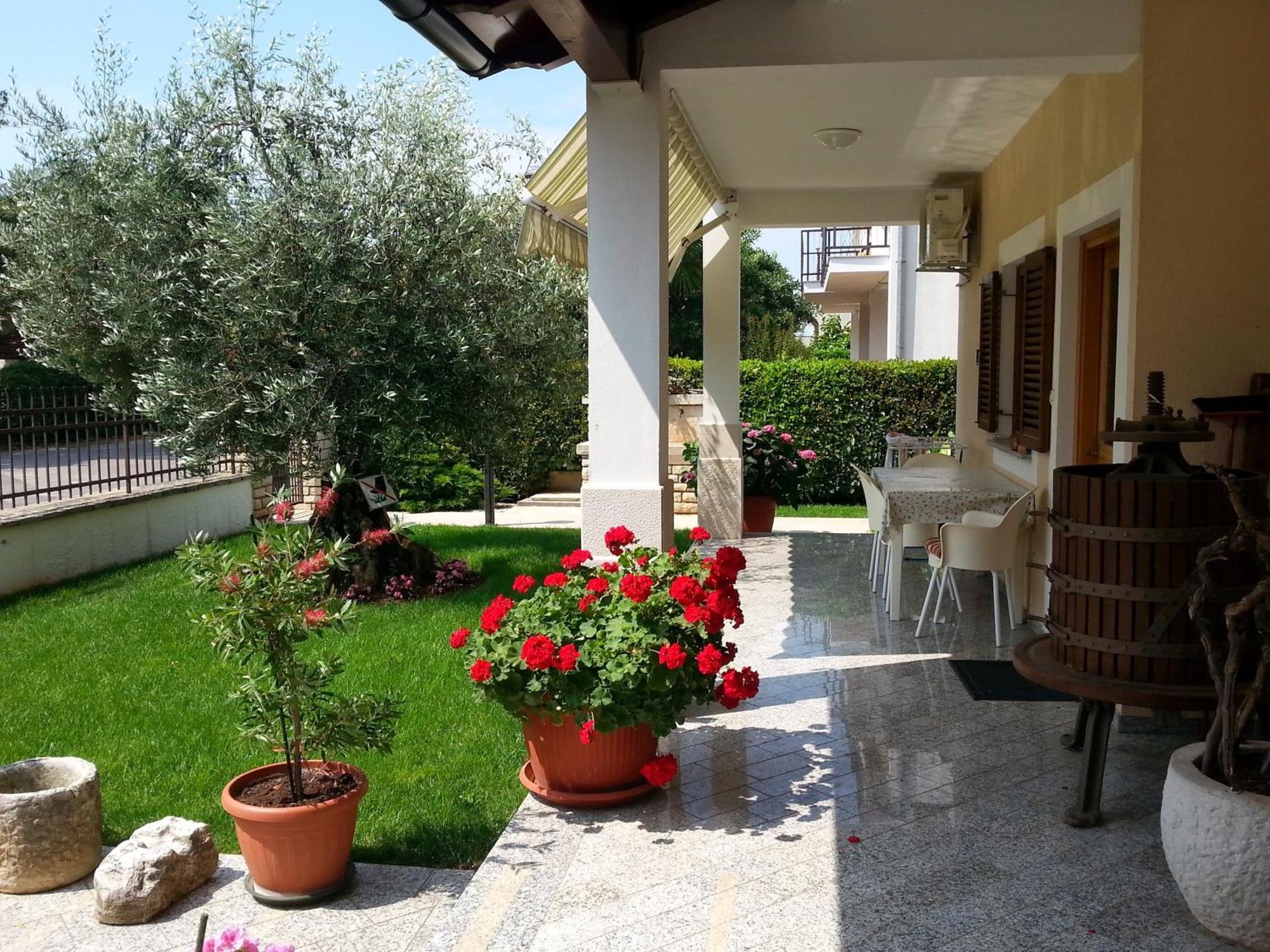 Nevija B&B Poreč Buitenkant foto