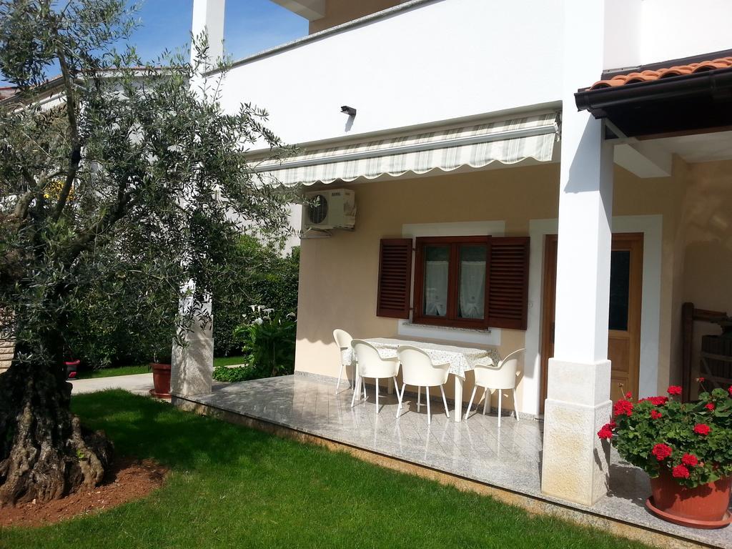 Nevija B&B Poreč Buitenkant foto