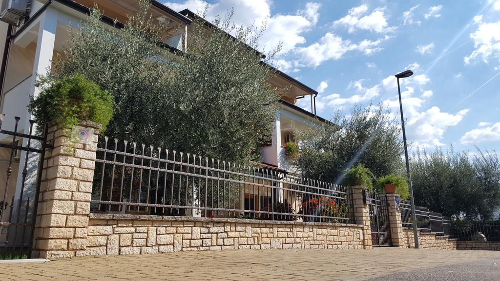 Nevija B&B Poreč Buitenkant foto
