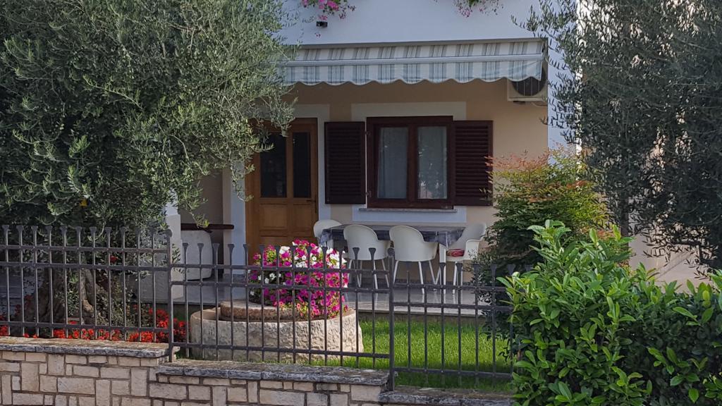 Nevija B&B Poreč Buitenkant foto