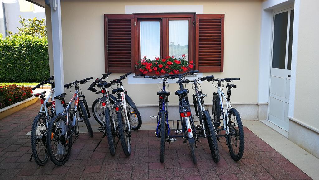 Nevija B&B Poreč Buitenkant foto