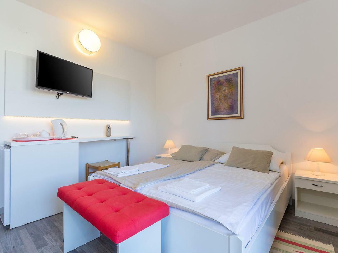 Nevija B&B Poreč Buitenkant foto