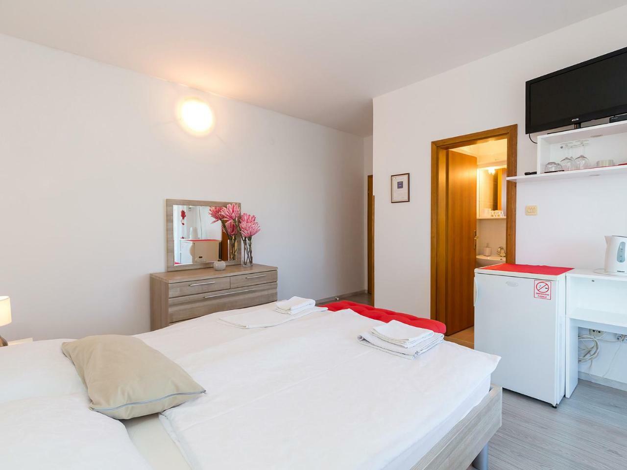 Nevija B&B Poreč Buitenkant foto